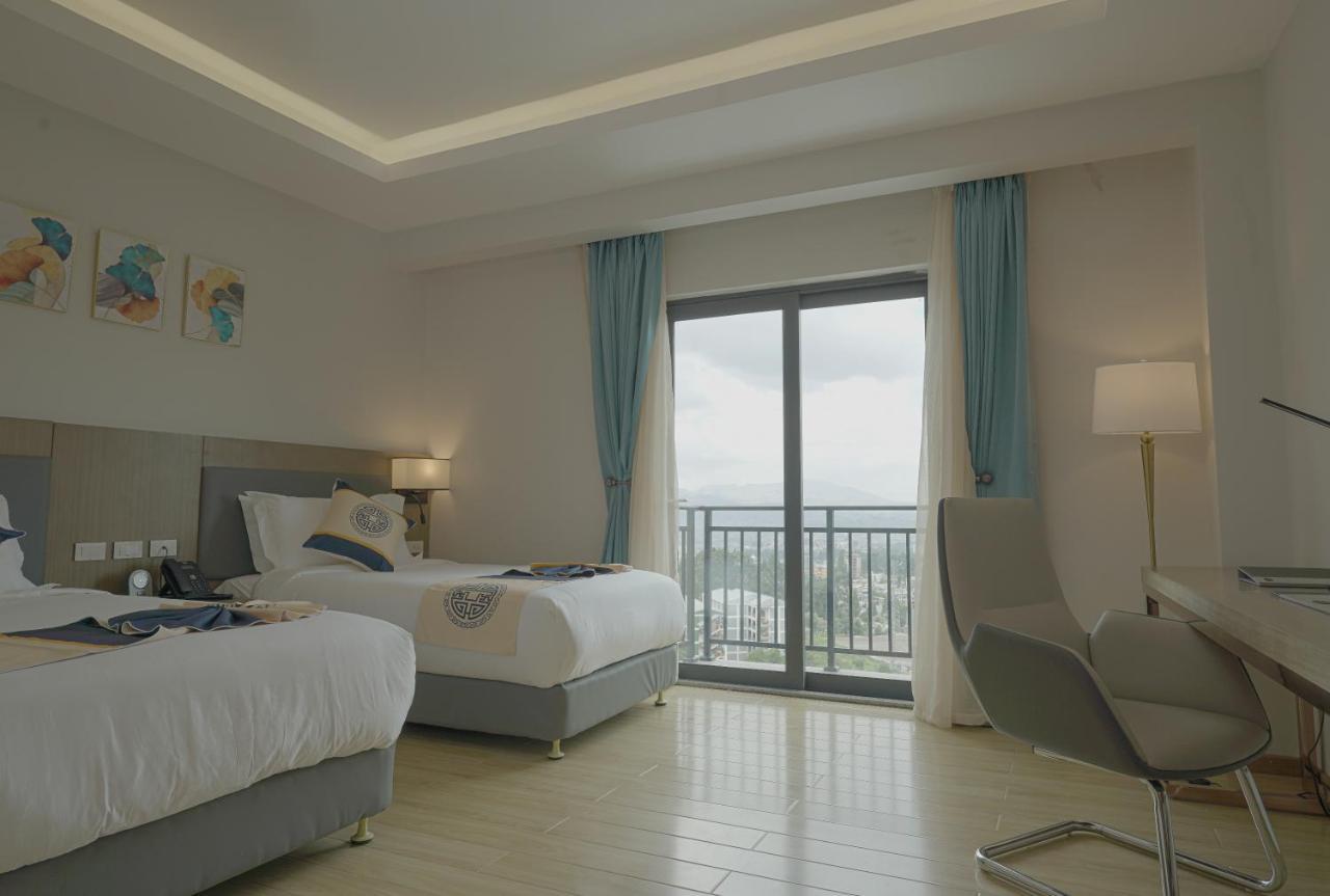 Stay Easy Plus Hotel Addis Ababa Exterior foto
